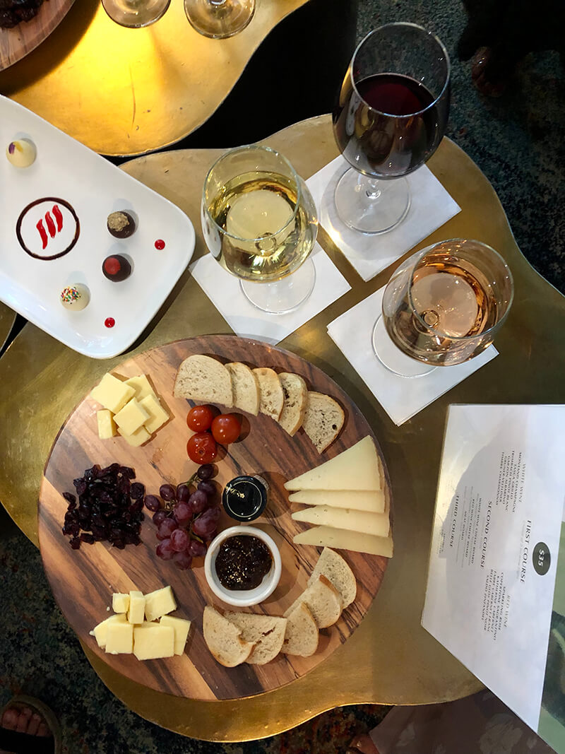 best-of-lkn-10-best-wine-bars-lake-norman-corkscrew-2-credit-@lakenormanfood