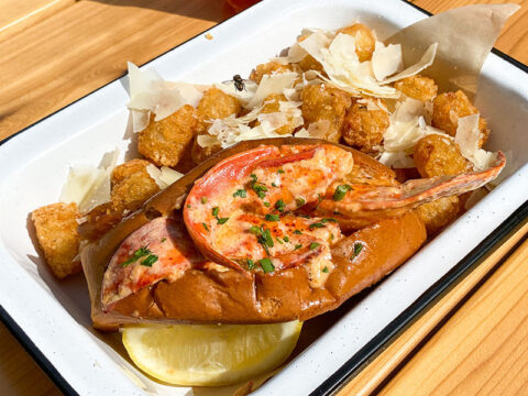 Brown Bag Seafood Company | Birkdale Village (Huntersville)