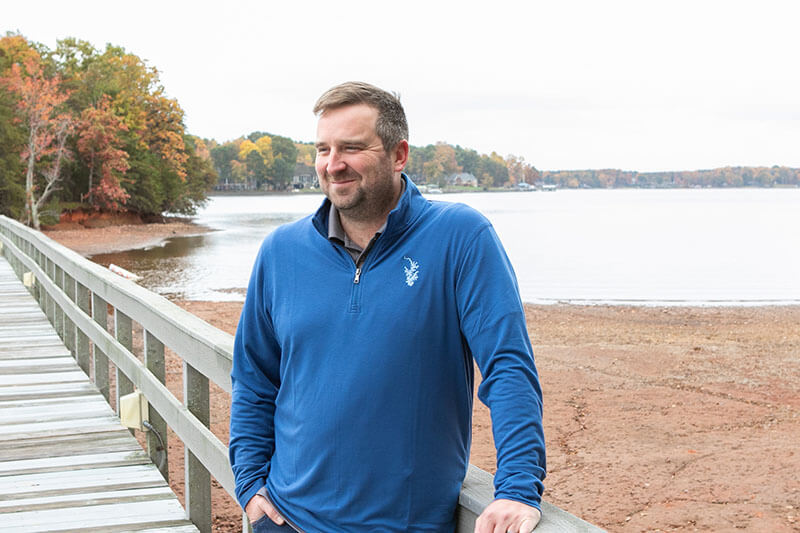 lake norman apparel pullover