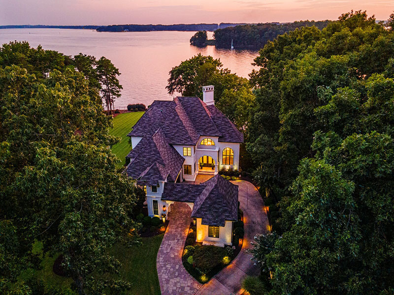 lake-norman-luxury-real-estate-fishermans-rest-1 Lake Norman luxury real estate listings Fishermans Rest front