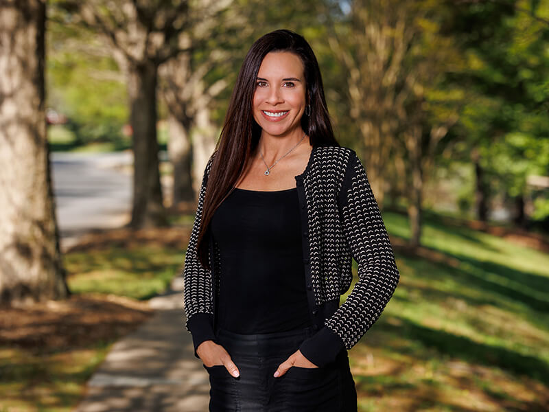 ashley-richardson-lake-norman-realtor-800x600 Ashley Richardson - Best Lake Norman Real Estate agent
