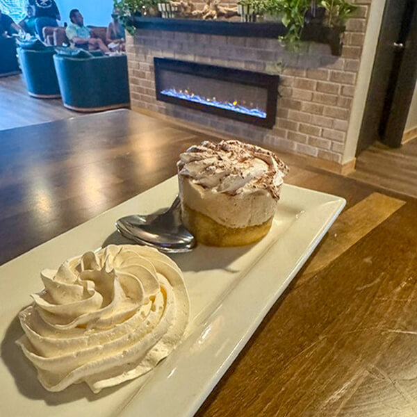 Town Hall Provisions - Cornelius, NC Bar<br />
