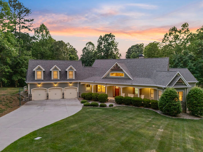 $2,375,000 | 2243 Whiterock Ct, Sherrills Ford, NC 28673