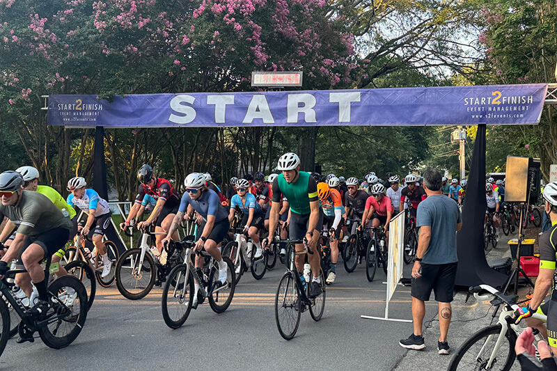 The starting line at the Lake Norman Fondo in Davidson, NC